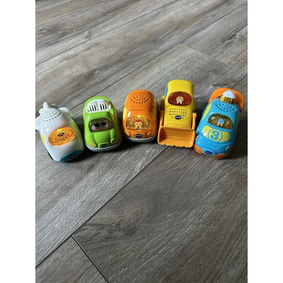 Vtech Go Go Smart Wheels - Airplane, Convertible, Dump Truck, Race Car and Van - Picture 1 of 7